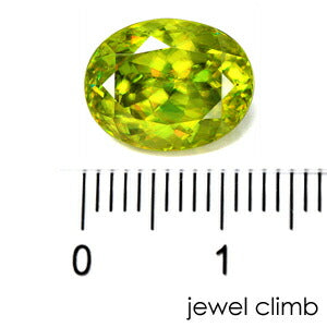 グリーンスフェーン 宝石 ルース ７．１５ＣＴ