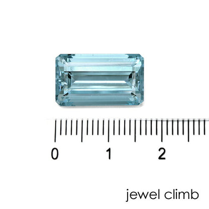 サンタマリアアクアマリン 宝石 ルース １２．６０ＣＴ