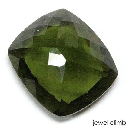 モルダバイト 宝石 ルース ７．１７ＣＴ