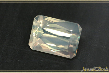 イエロージェリーオパール 宝石 ルース １０．７６ＣＴ