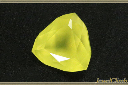 サンジェイド 宝石 ルース ８．２４ＣＴ