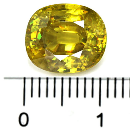 スフェーン 宝石 ルース ５．７３ＣＴ