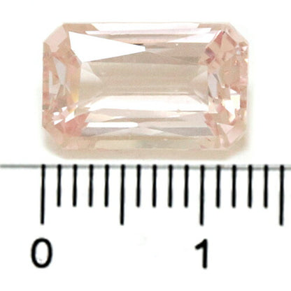 モルガナイト 宝石 ルース ４．９６ＣＴ