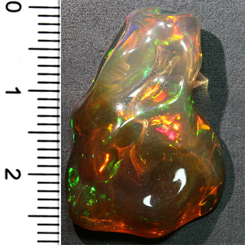バロックオパール 宝石 ルース １９．７１ＣＴ
