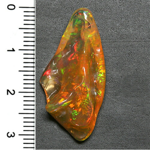 バロックオパール 宝石 ルース １８．７２ＣＴ