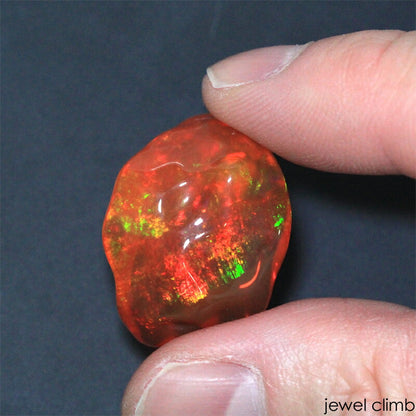 バロックオパール 宝石 ルース ２０．６３ＣＴ