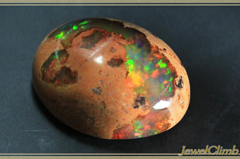 カンテラオパール 宝石 ルース ５２．４７ＣＴ