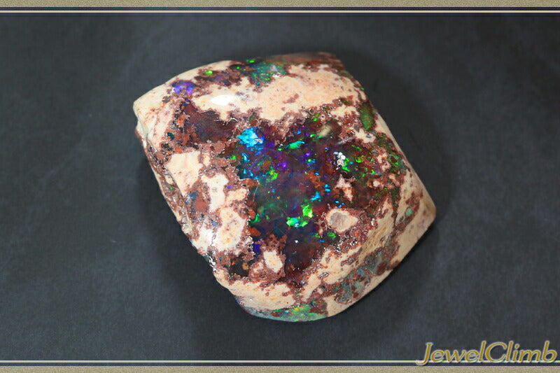 カンテラオパール 宝石 ルース ６５．６８ＣＴ