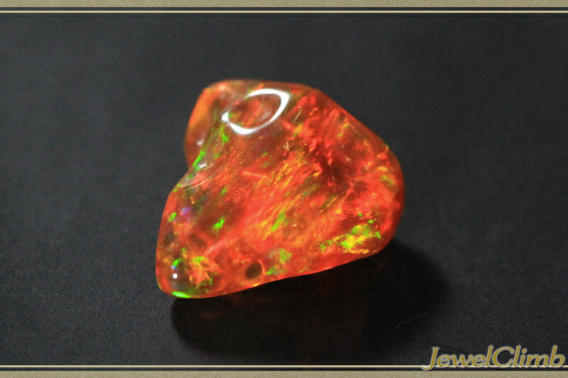 バロックオパール 宝石 ルース ３．７４ＣＴ