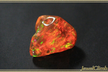 バロックオパール 宝石 ルース ３．７４ＣＴ