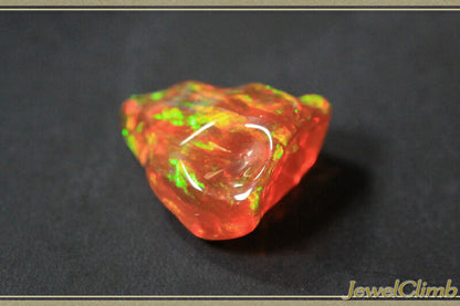 バロックオパール 宝石 ルース ３．７４ＣＴ