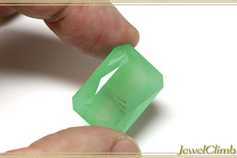 カッパースミソナイト 宝石 ルース ３３．４２ＣＴ