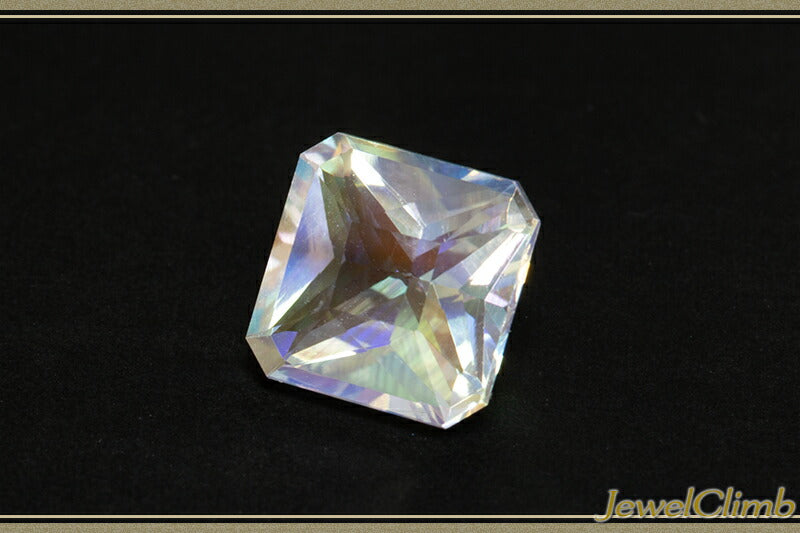レインボームーンストーン 宝石 ルース ２．１８ＣＴ