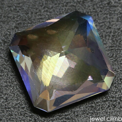 レインボームーンストーン 宝石 ルース ２．１８ＣＴ
