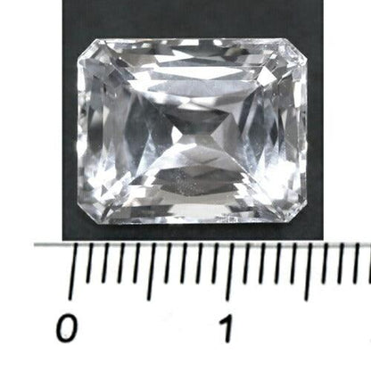 ダンビュライト（ダンブライト） 宝石 ルース １４．２５ＣＴ