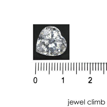 ダンビュライト 宝石 ルース ５．６３ＣＴ