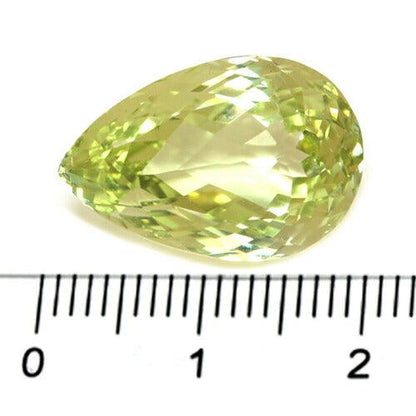 トリフェーン 宝石 ルース １８．０５ＣＴ