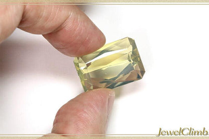 イエロージェリーオパール 宝石 ルース ２０．３９ＣＴ