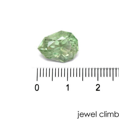 グリーンアメシスト 宝石 ルース ５．６５ＣＴ